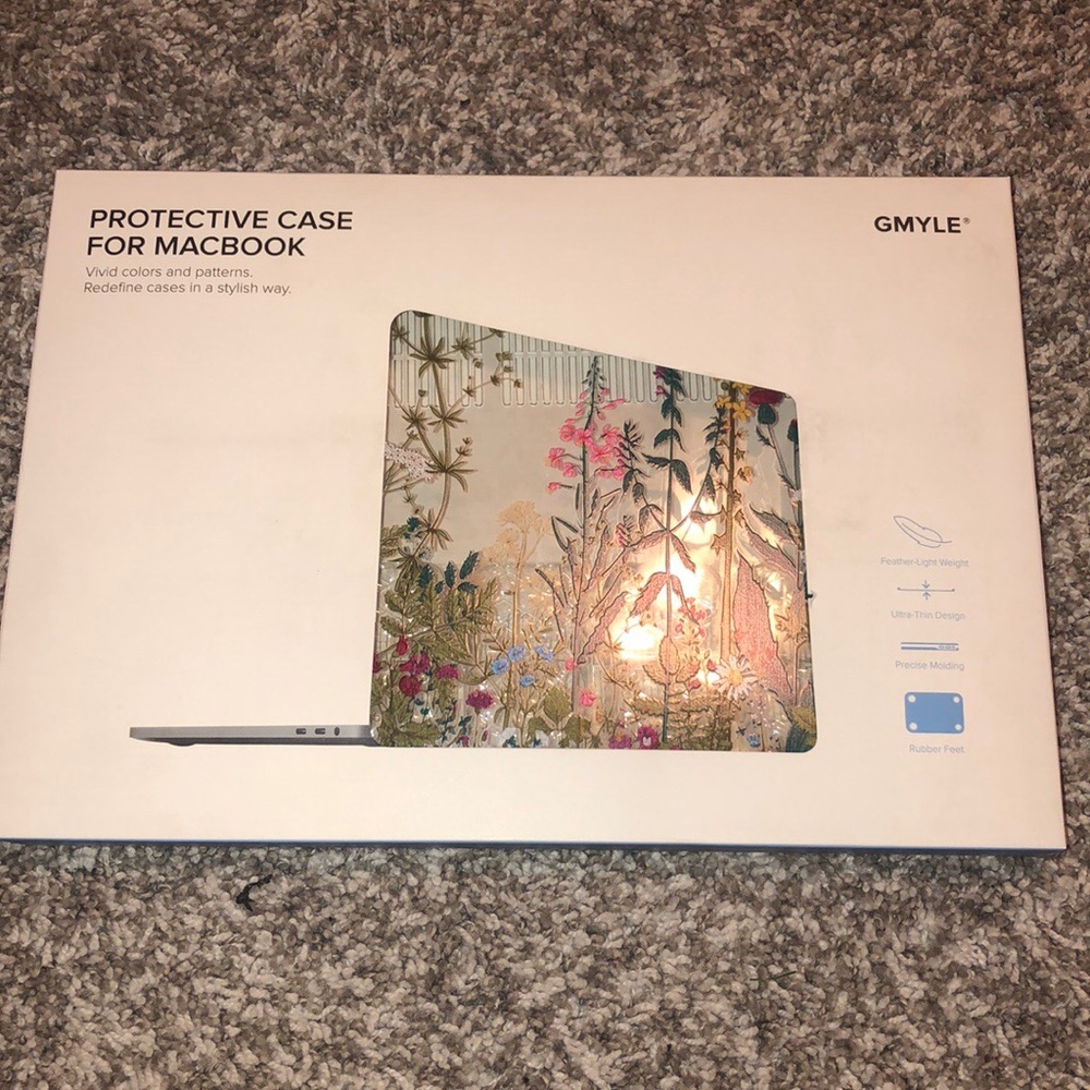 Clear MacBook case for an 11” laptop!